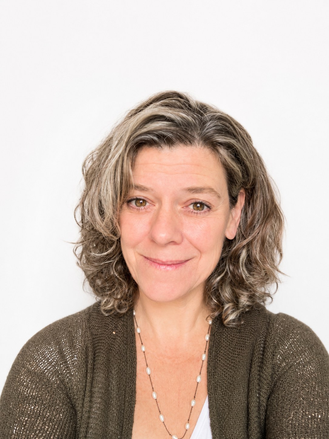 Margarita Griesbach, Especialista aliada